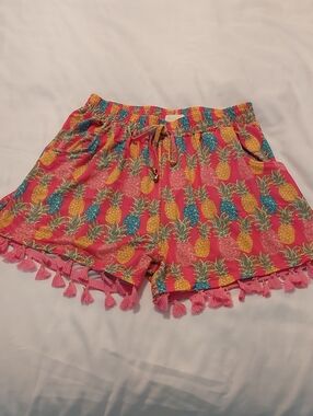 Simply Southern Hot Pink Pineapple Tassel Hem High Waist Shorts.Size L XL